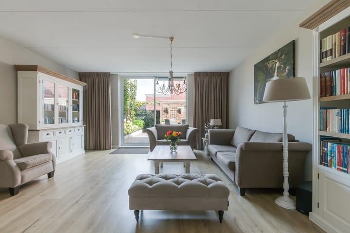 Foto 2 van Menagerie 14