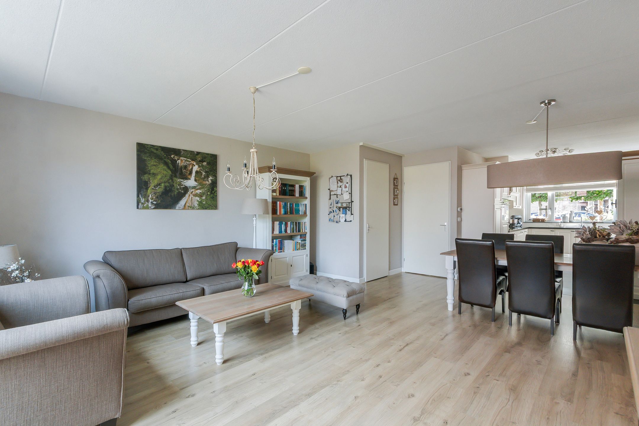 Foto 12 van Menagerie 14