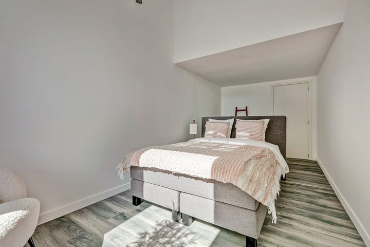 Photo 16 of Laan van Hilbelink 11-06