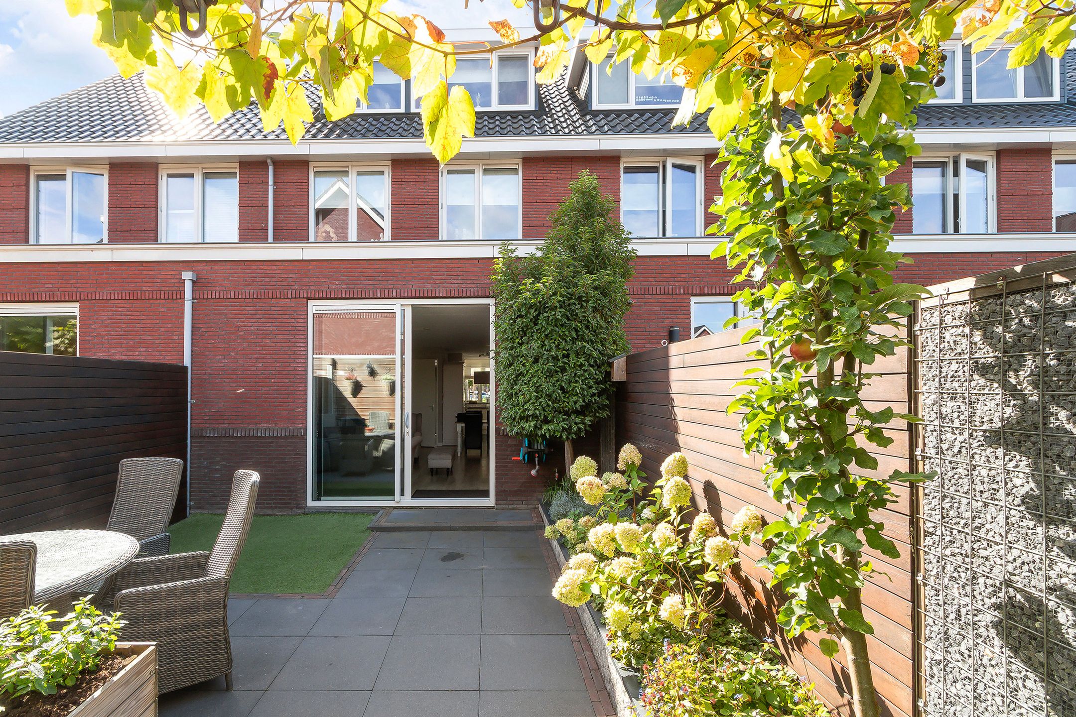 Foto 30 van Menagerie 14