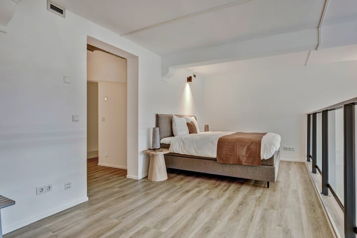 Photo 25 of Laan van Hilbelink 11-06