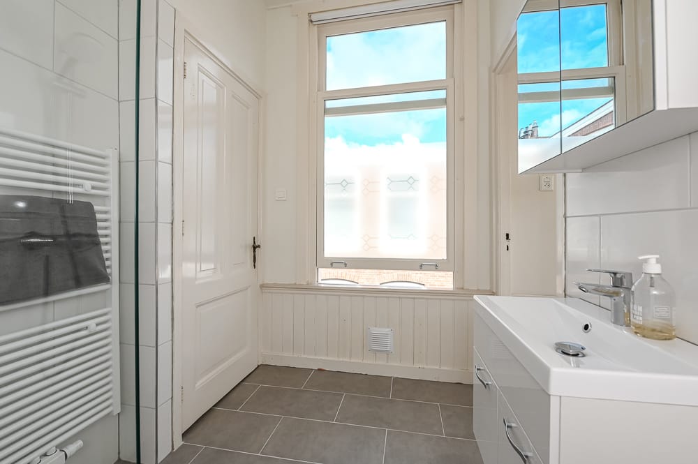 Photo 32 of De Constant Rebecqueplein 24