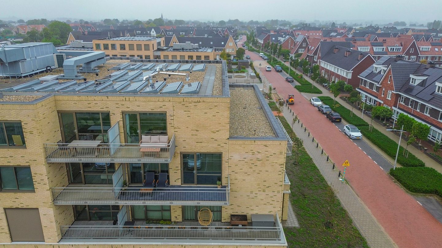 Photo 29 of Windvaan 61