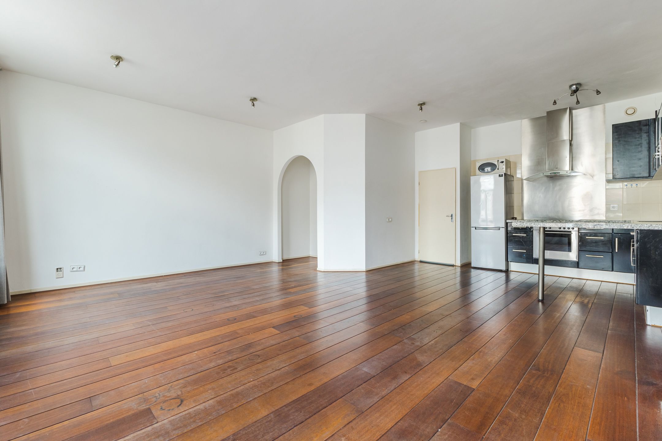 Foto 9 van Pieter Cornelisz. Hooftstraat 35-2