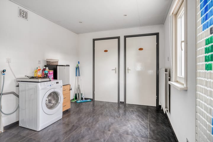 Foto 15 van Badhuisweg 2