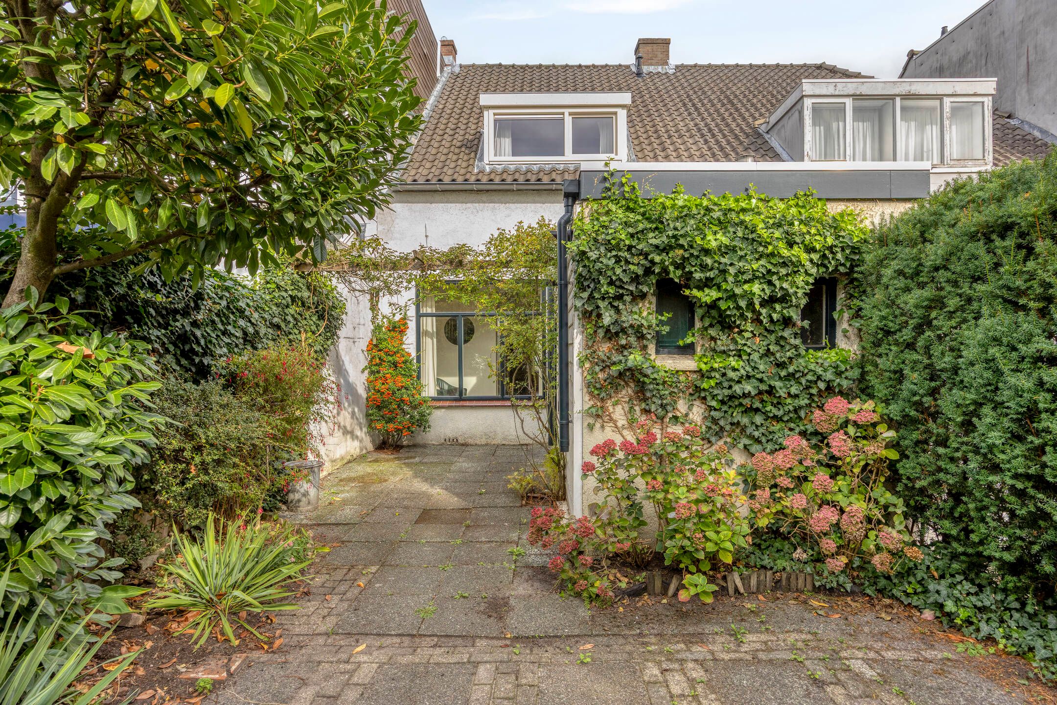 Foto 33 van Eerste Markstraat 28