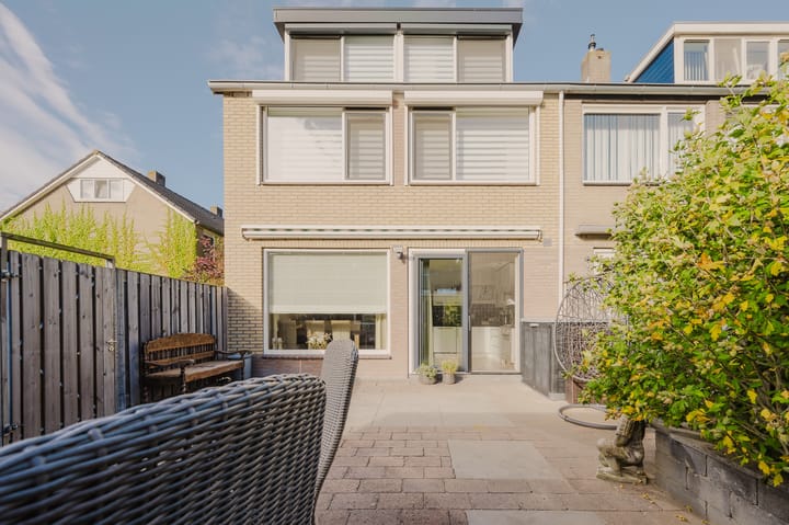 Photo 18 of Walnootstraat 15