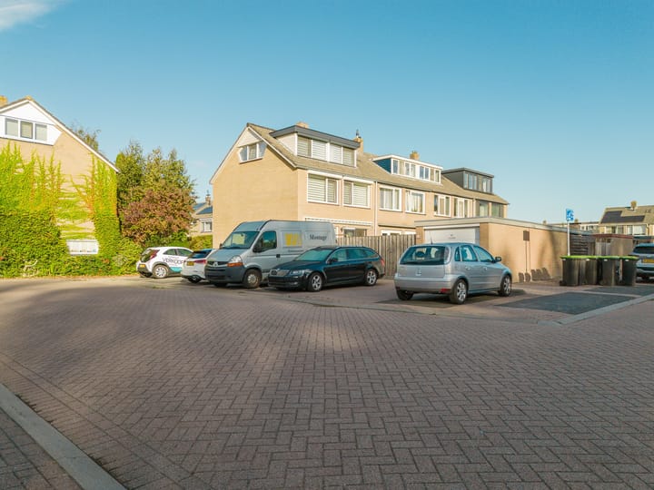 Photo 22 of Walnootstraat 15