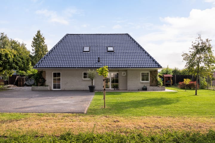 Foto 13 van Oranje 7