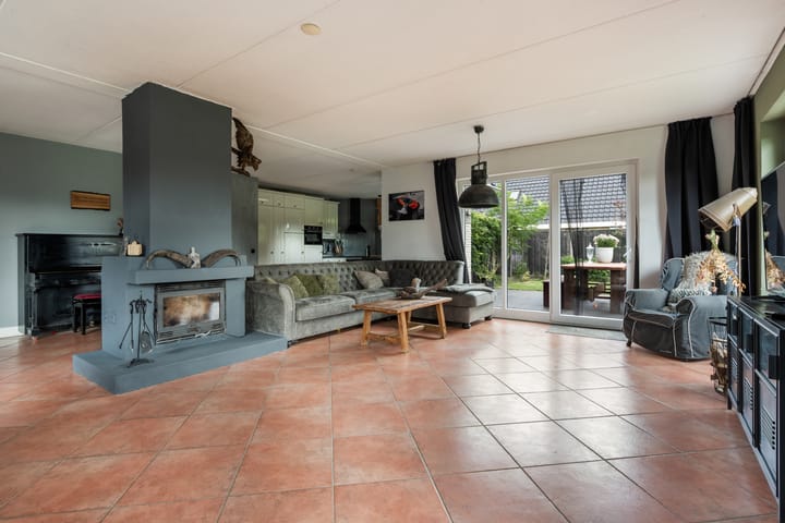 Foto 21 van Oranje 7