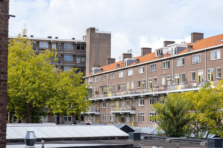 Photo 4 of Bredestraat 3-B