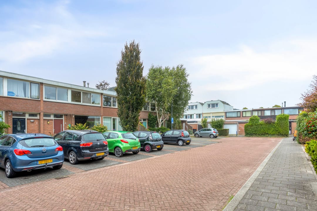 Photo 26 of Petrus van Schendelstraat 21