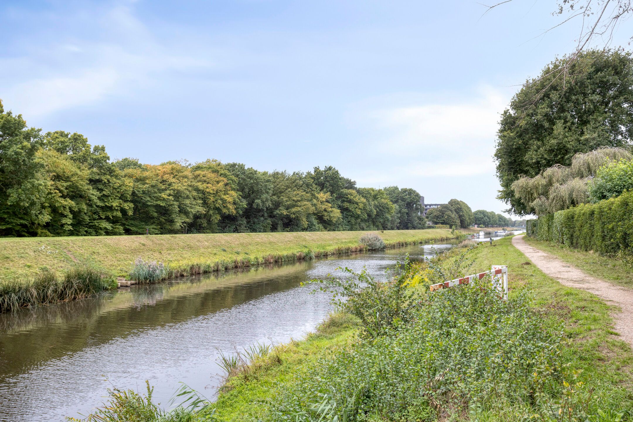 Photo 27 of Petrus van Schendelstraat 21