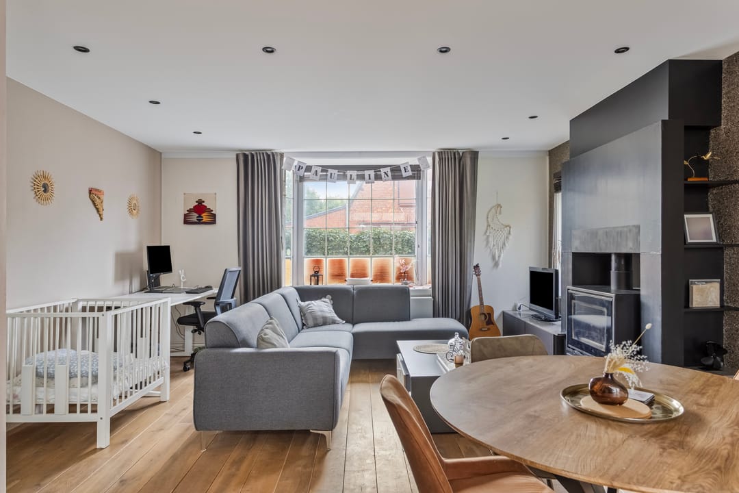 Photo 2 of Julianastraat 74