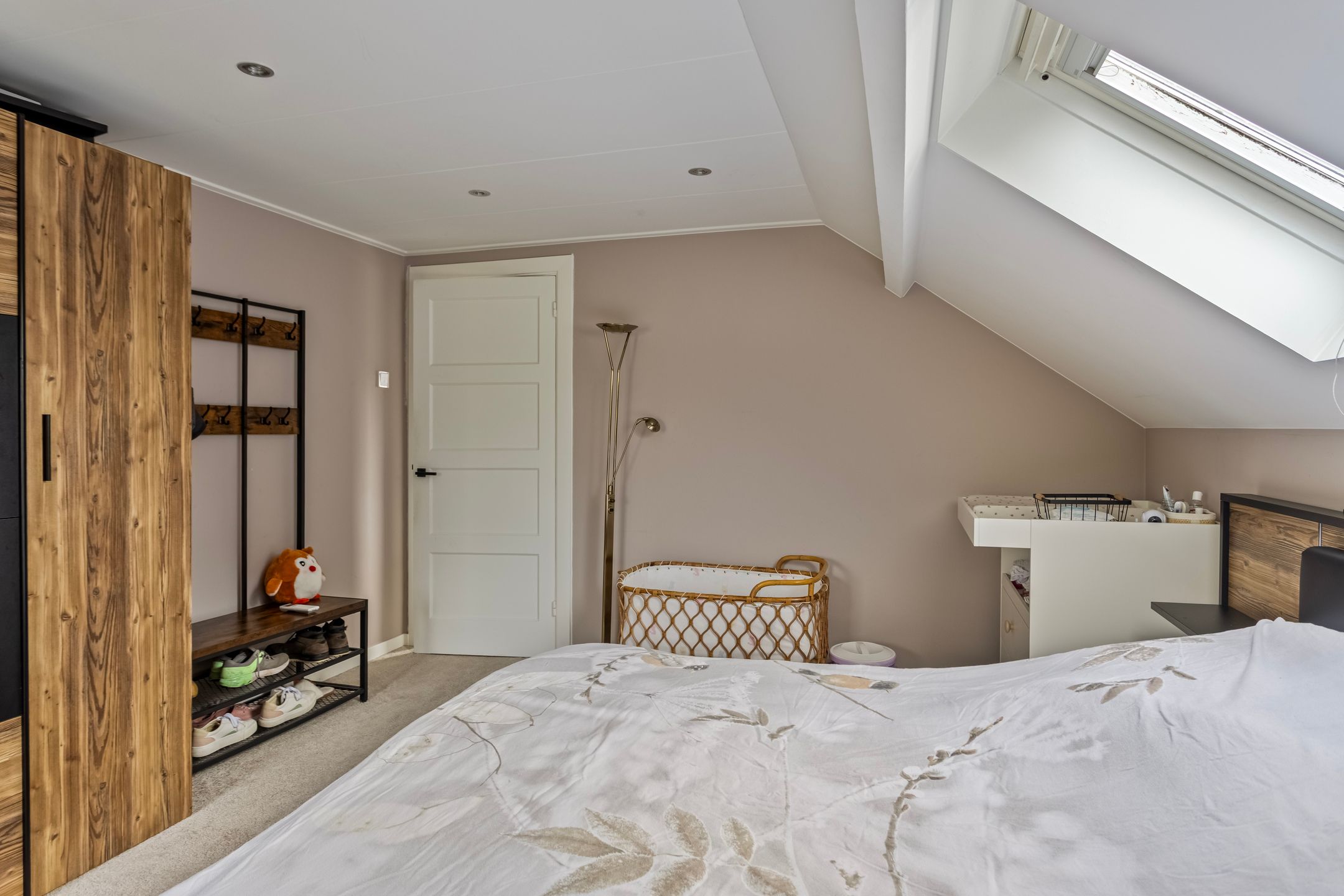 Photo 18 of Julianastraat 74