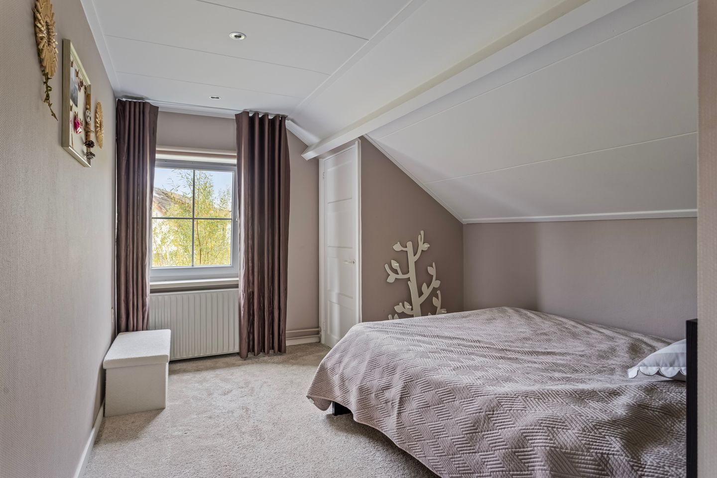 Photo 20 of Julianastraat 74