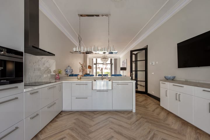 Photo 12 of Badhuisweg 57