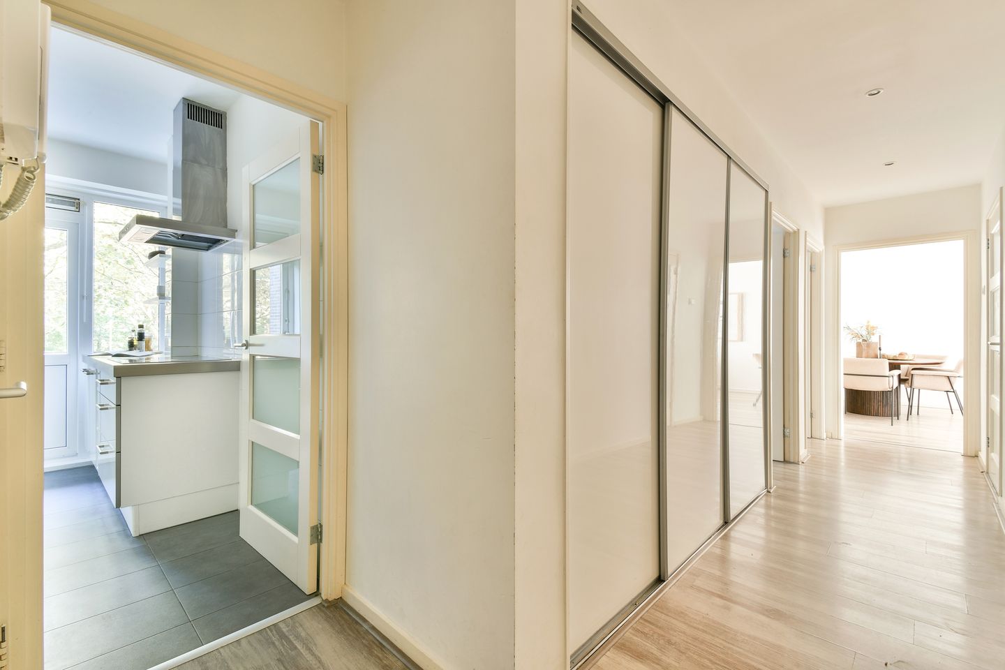 Foto 25 van Van Nijenrodeweg 512