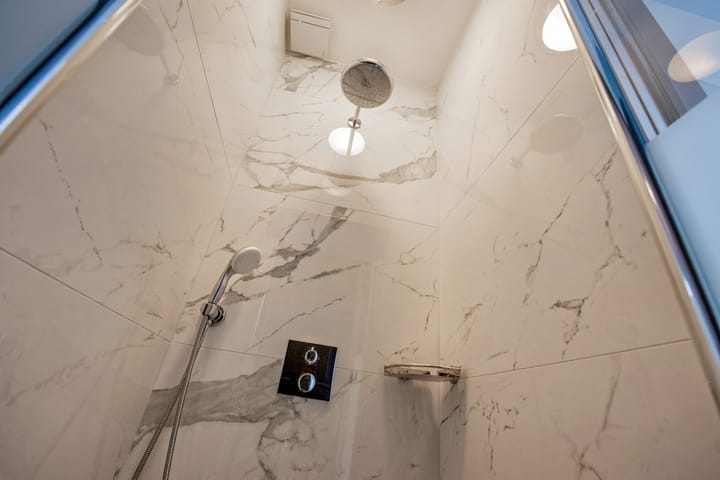 Photo 21 of Badhuisweg 57