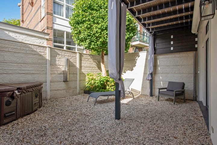 Photo 31 of Badhuisweg 57