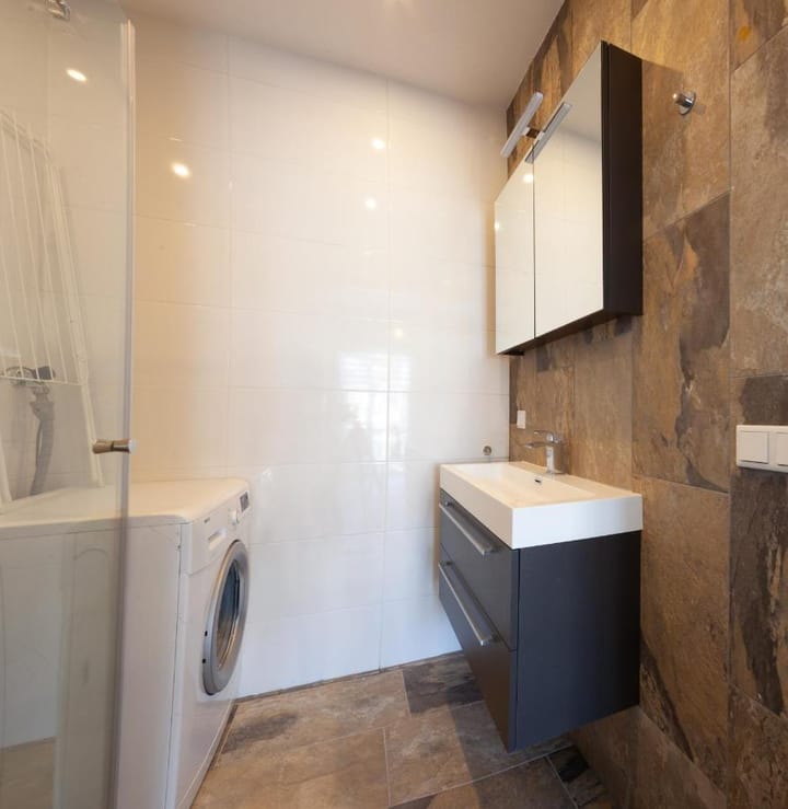 Photo 63 of Badhuisweg 57