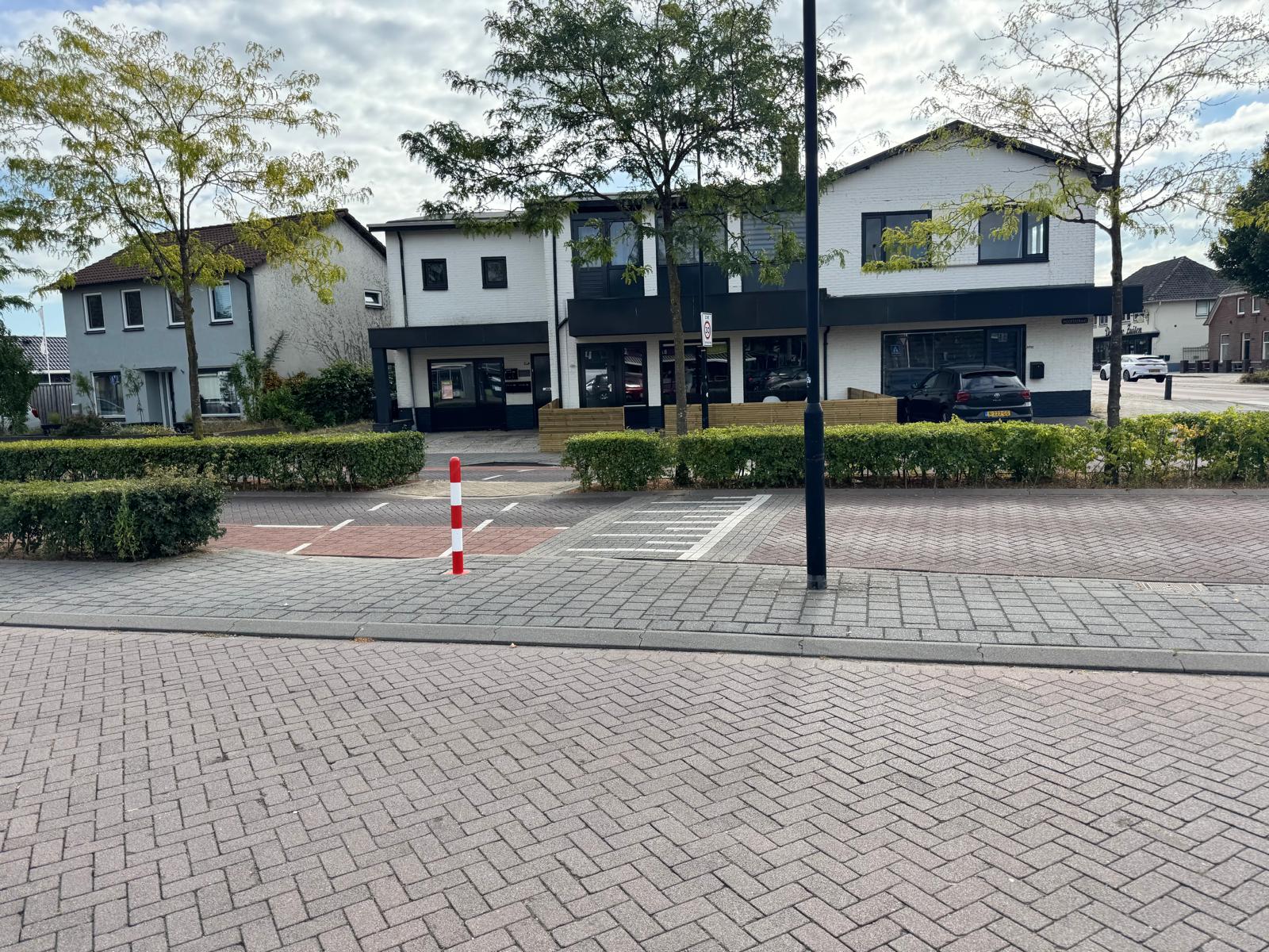 Foto 9 van Rijksweg 117-B01