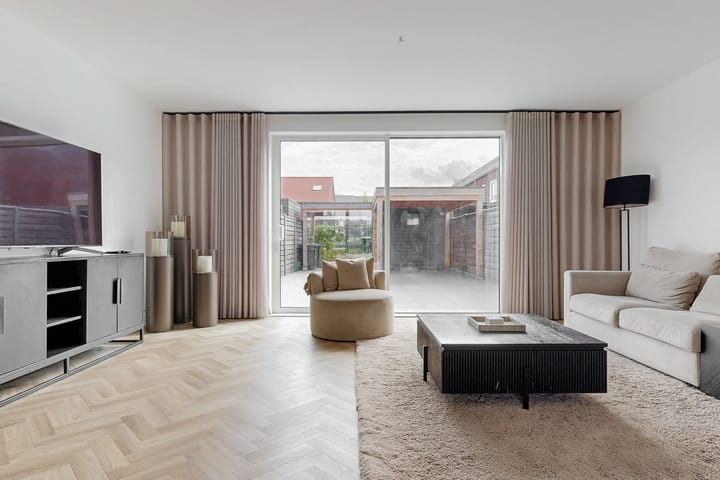 Foto 8 van Rozenhofstraat 6