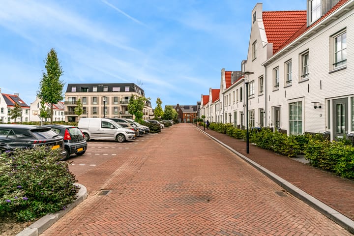 Foto 35 van Rozenhofstraat 6