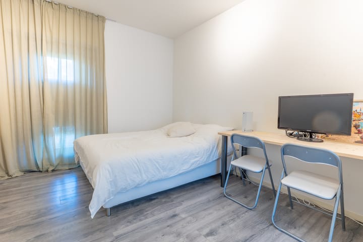 Foto 13 van Mezenhof 14-A