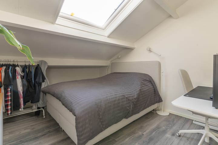 Foto 17 van Mezenhof 14-A