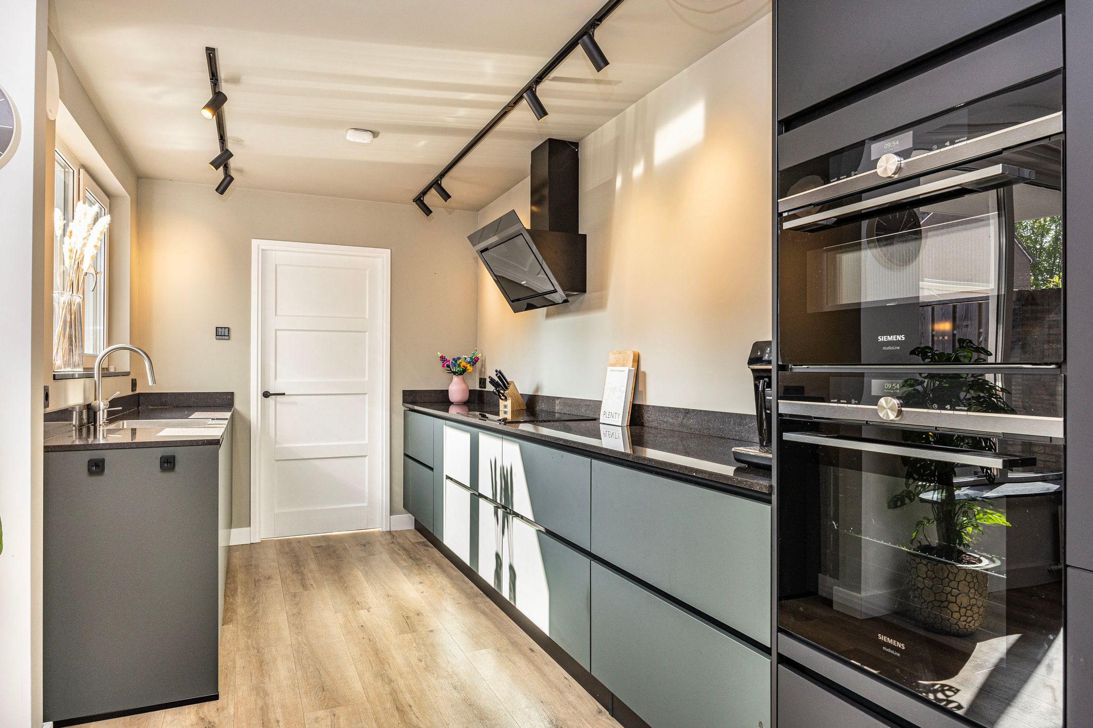 Photo 3 of Goudenregenstraat 53