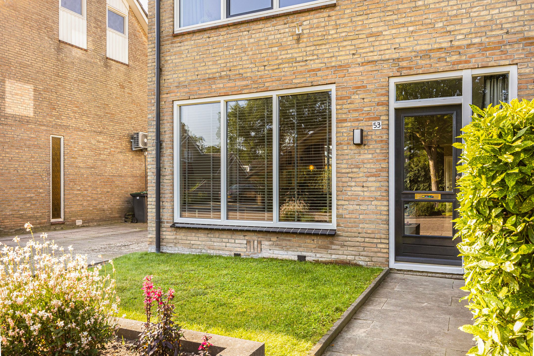 Photo 9 of Goudenregenstraat 53