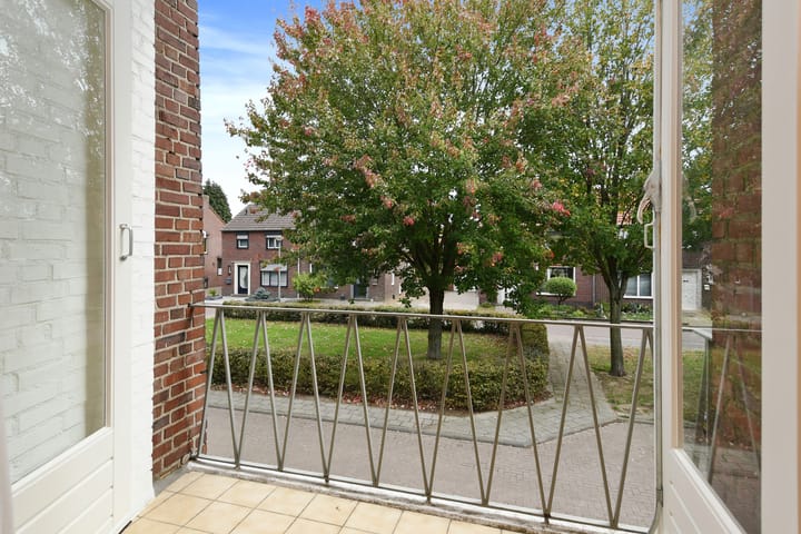 Foto 14 van Bernhardstraat 19