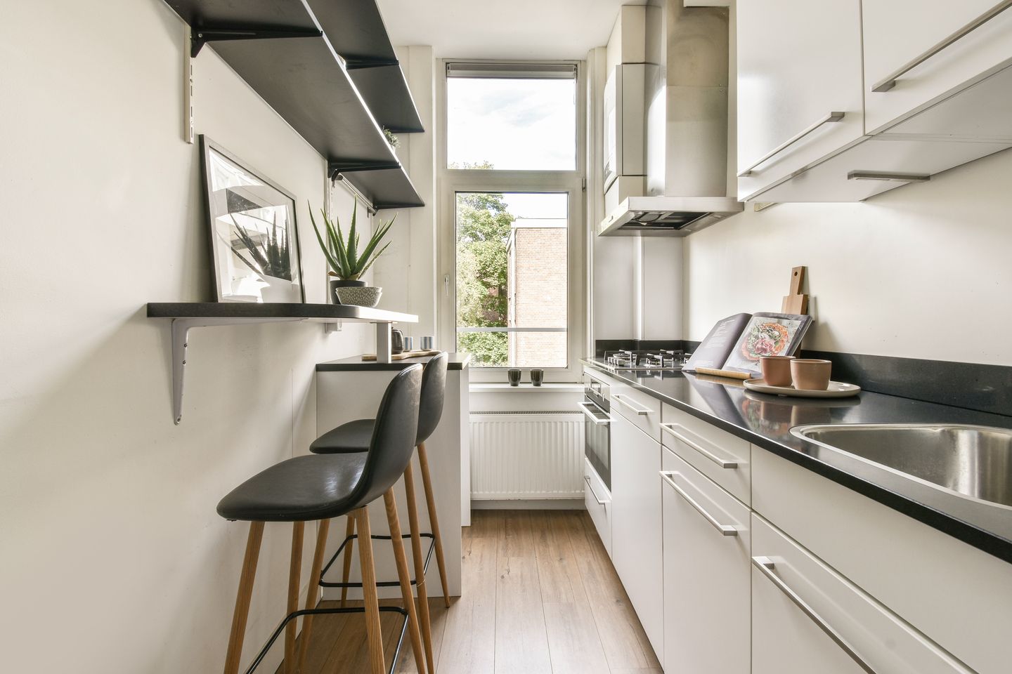 Photo 10 of De Clercqstraat 102-2