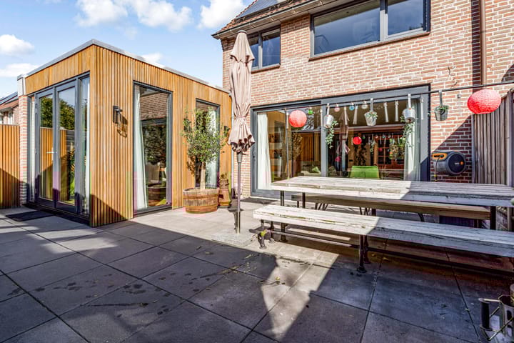 Foto 72 van Borstelgrasstraat 33