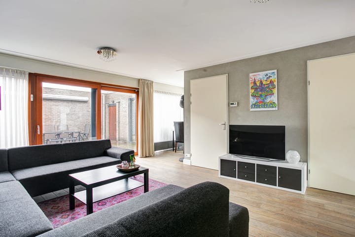 Foto 7 van Emmalaan 44