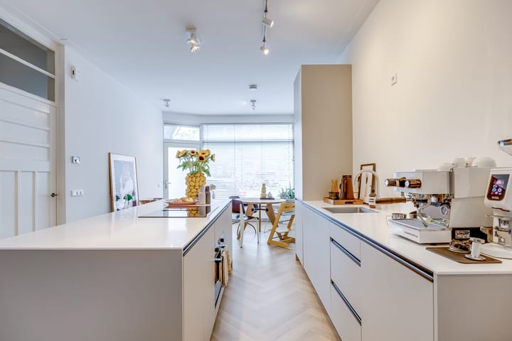 Foto 28 van Jan van Scorelstraat 70