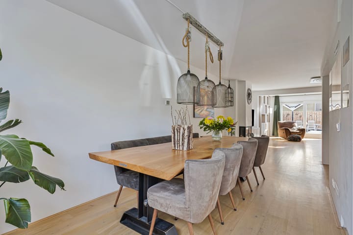 Photo 7 of Marga Klompéstraat 12