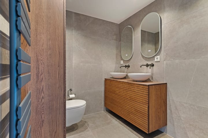 Photo 23 of Marga Klompéstraat 12