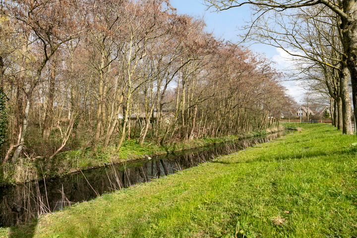 Photo 37 of Marga Klompéstraat 12