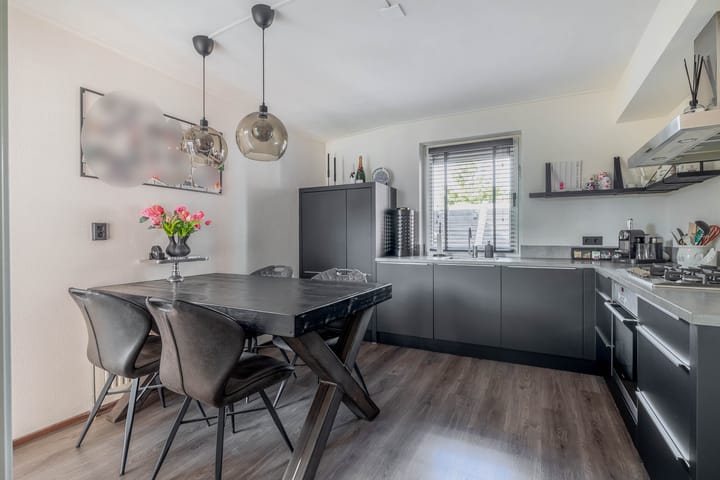 Photo 3 of Wilhelminalaan 8