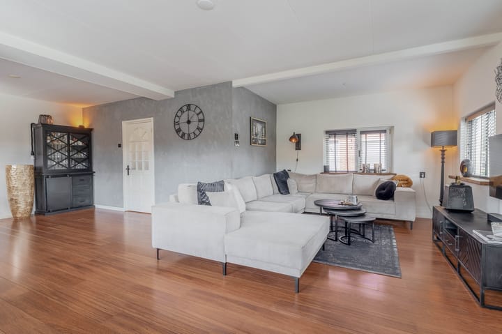 Photo 11 of Wilhelminalaan 8