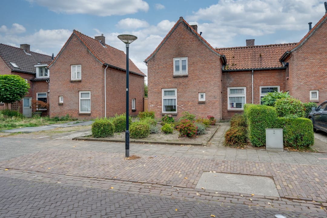 Foto 2 van Van Heeswijkstraat 36