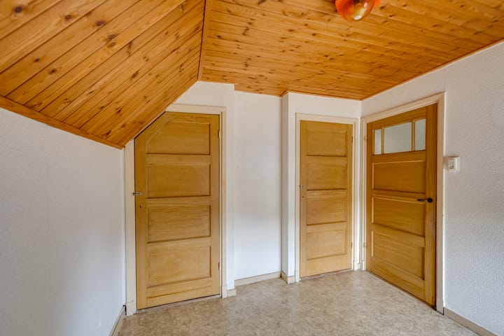 Photo 23 of Van Heeswijkstraat 36