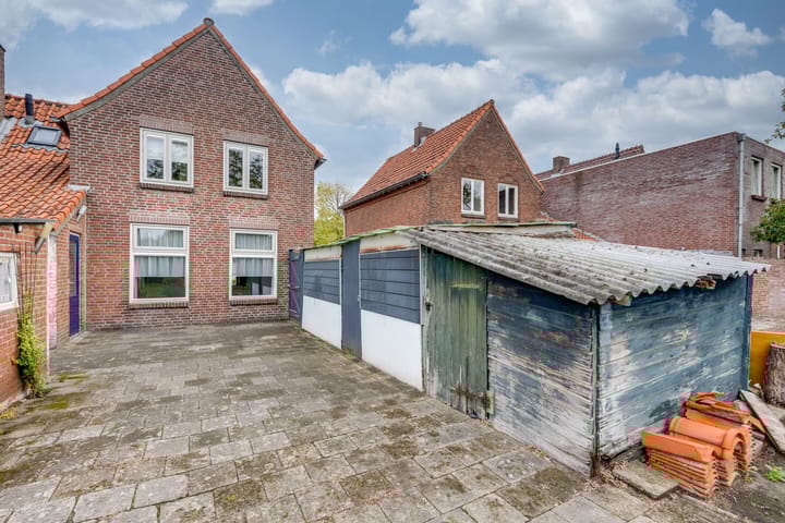 Photo 31 of Van Heeswijkstraat 36