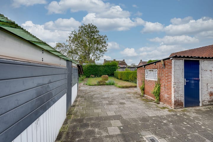 Photo 33 of Van Heeswijkstraat 36