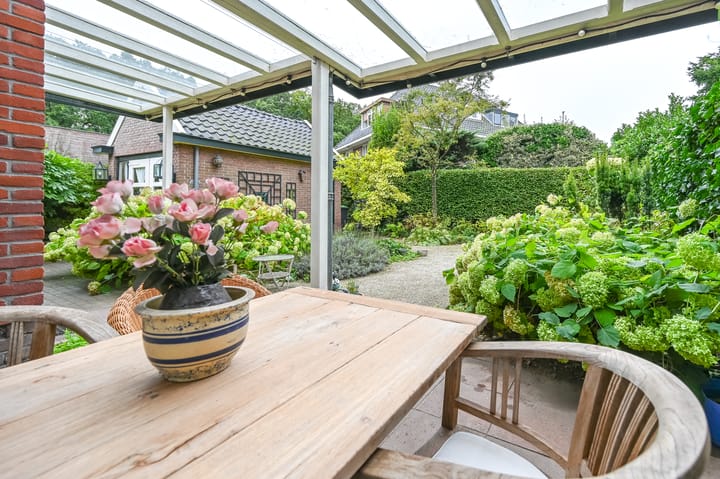 Foto 3 van Van Tuyllweg 33