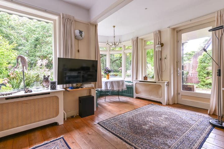 Foto 6 van Van Tuyllweg 33