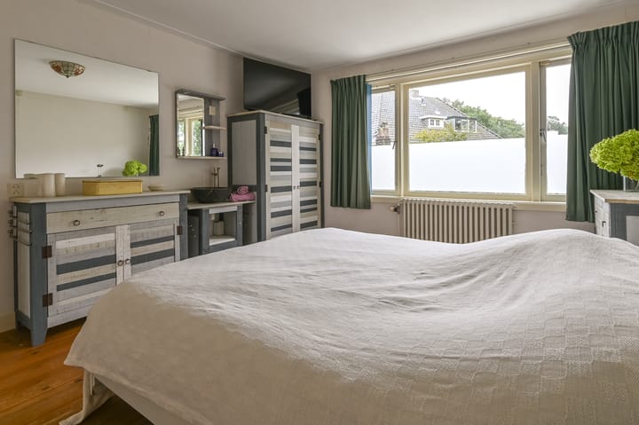 Foto 22 van Van Tuyllweg 33