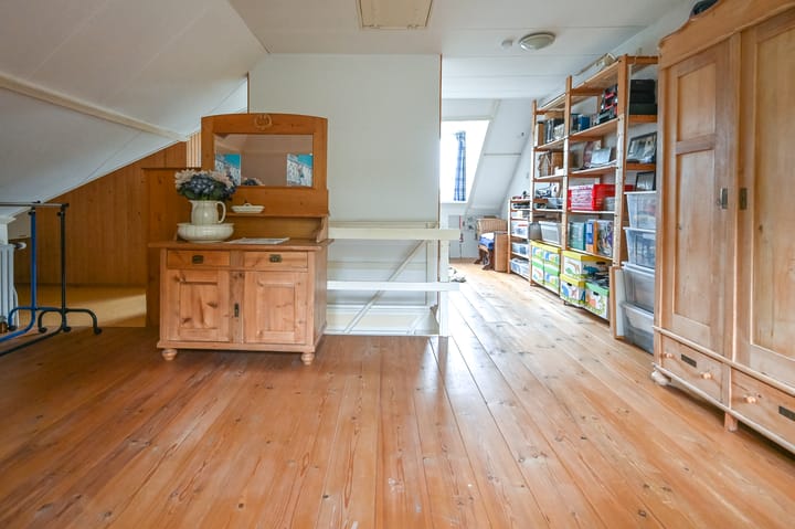 Foto 34 van Van Tuyllweg 33